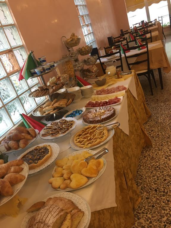 Hotel Derby Bellaria-Igea Marina Extérieur photo